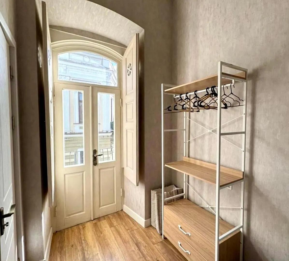 アパート Flat In Art Nouveau Building ティビリシ