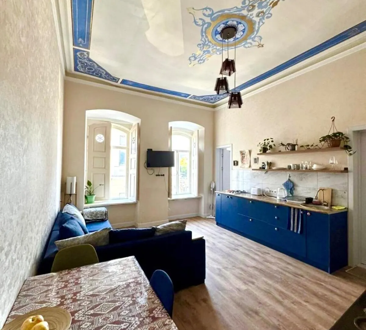 Flat In Art Nouveau Building ティビリシ