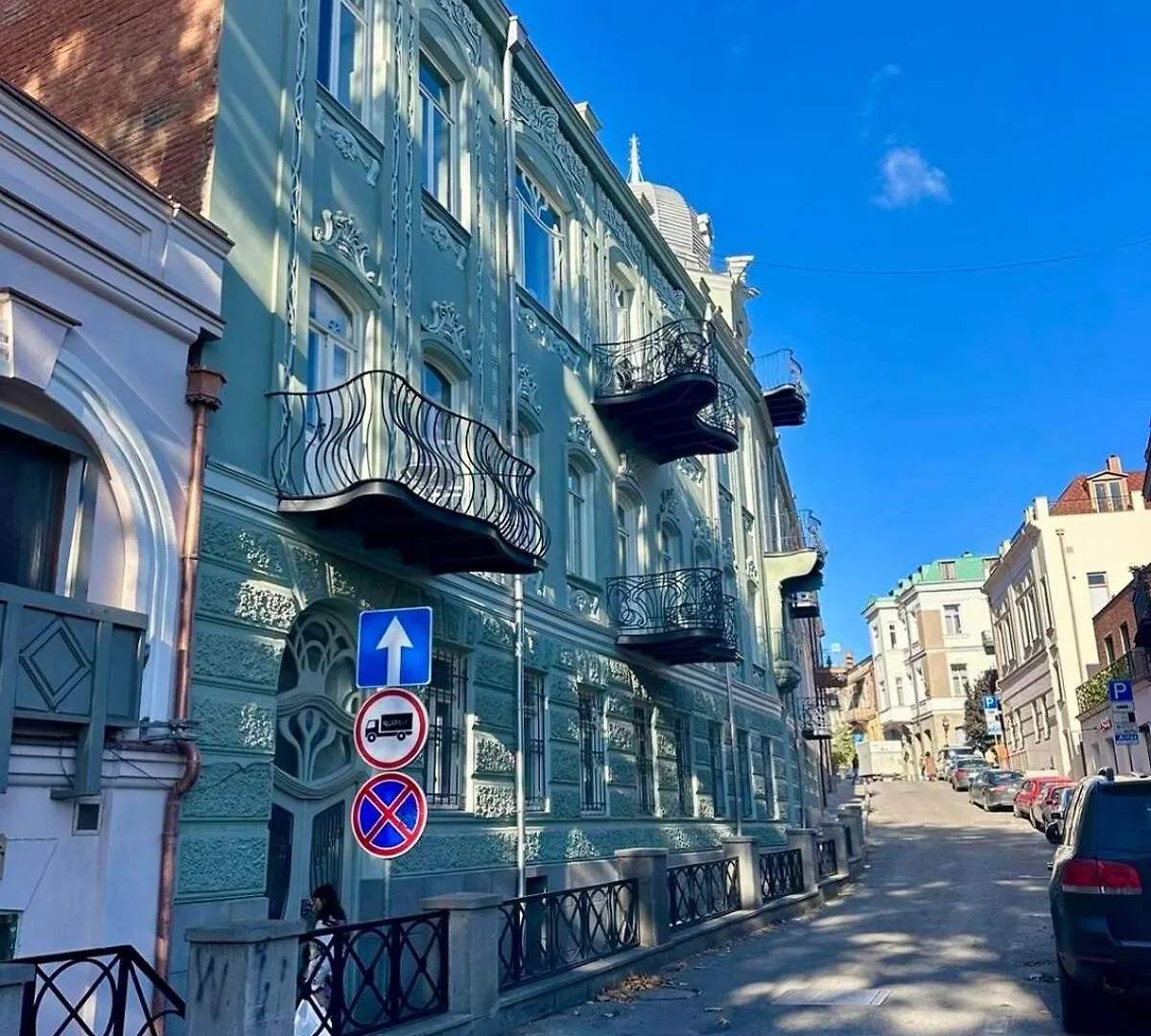 アパート Flat In Art Nouveau Building ティビリシ グルジア