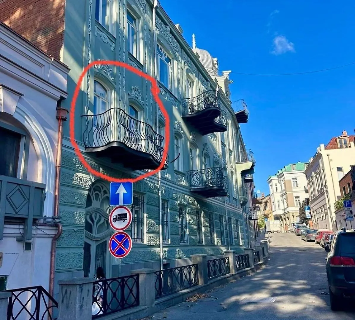 Flat In Art Nouveau Building ティビリシ