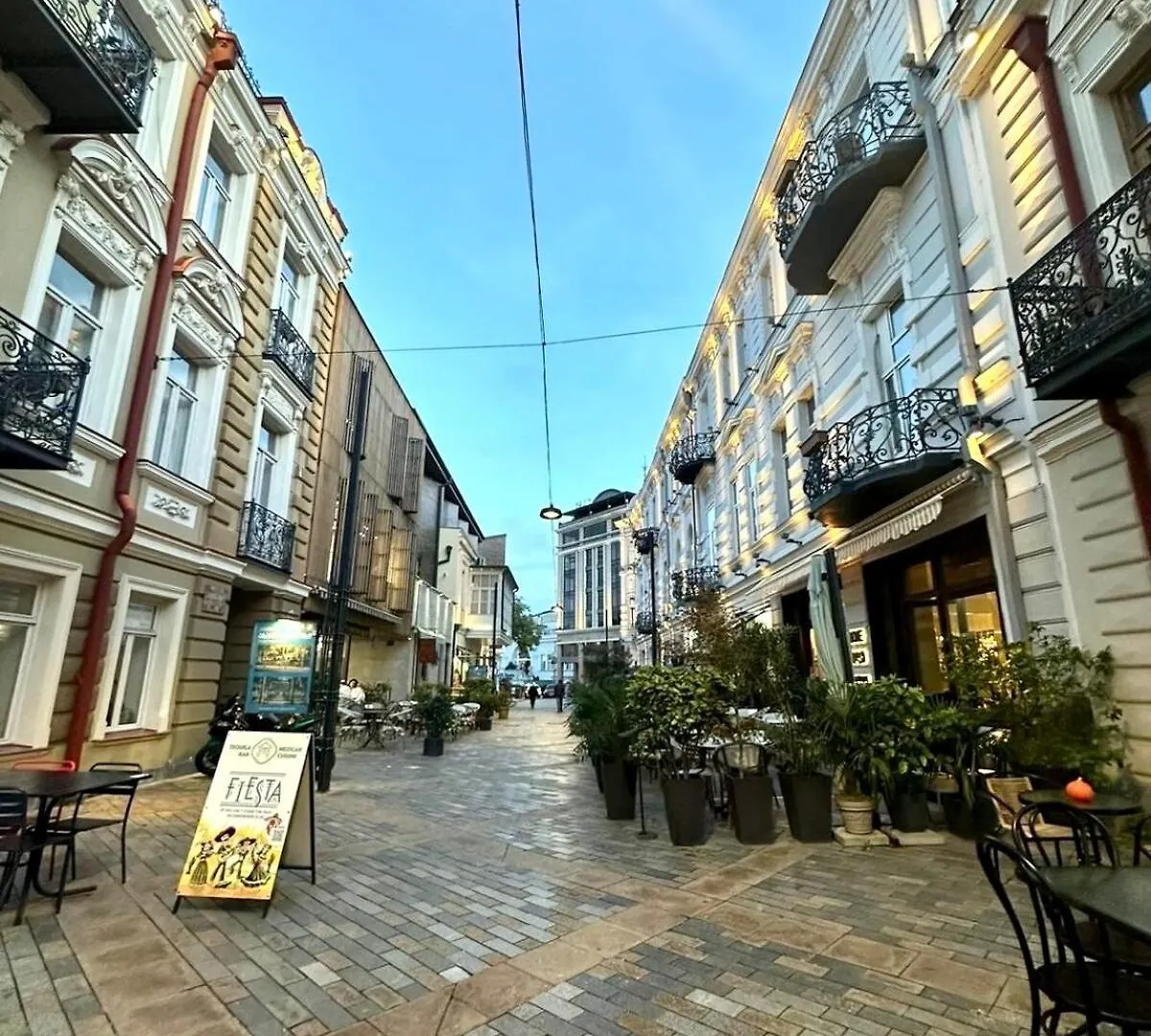 Flat In Art Nouveau Building ティビリシ